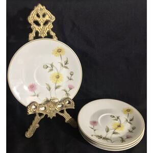 CASTLECOURT Tea Cup Saucers Set Of 4 Fine China Chrysanthemum Japan Floral 6”￼